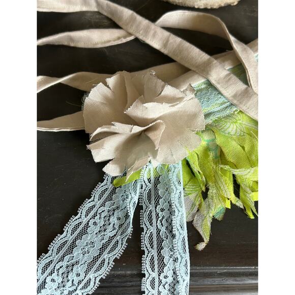 Fringe belt sash handmade cream and green festival fringe belt - Picture 9 of 10